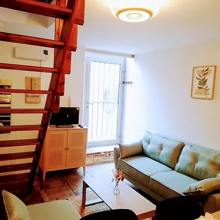 Superbe T2 Avec Terrasse Appartamento